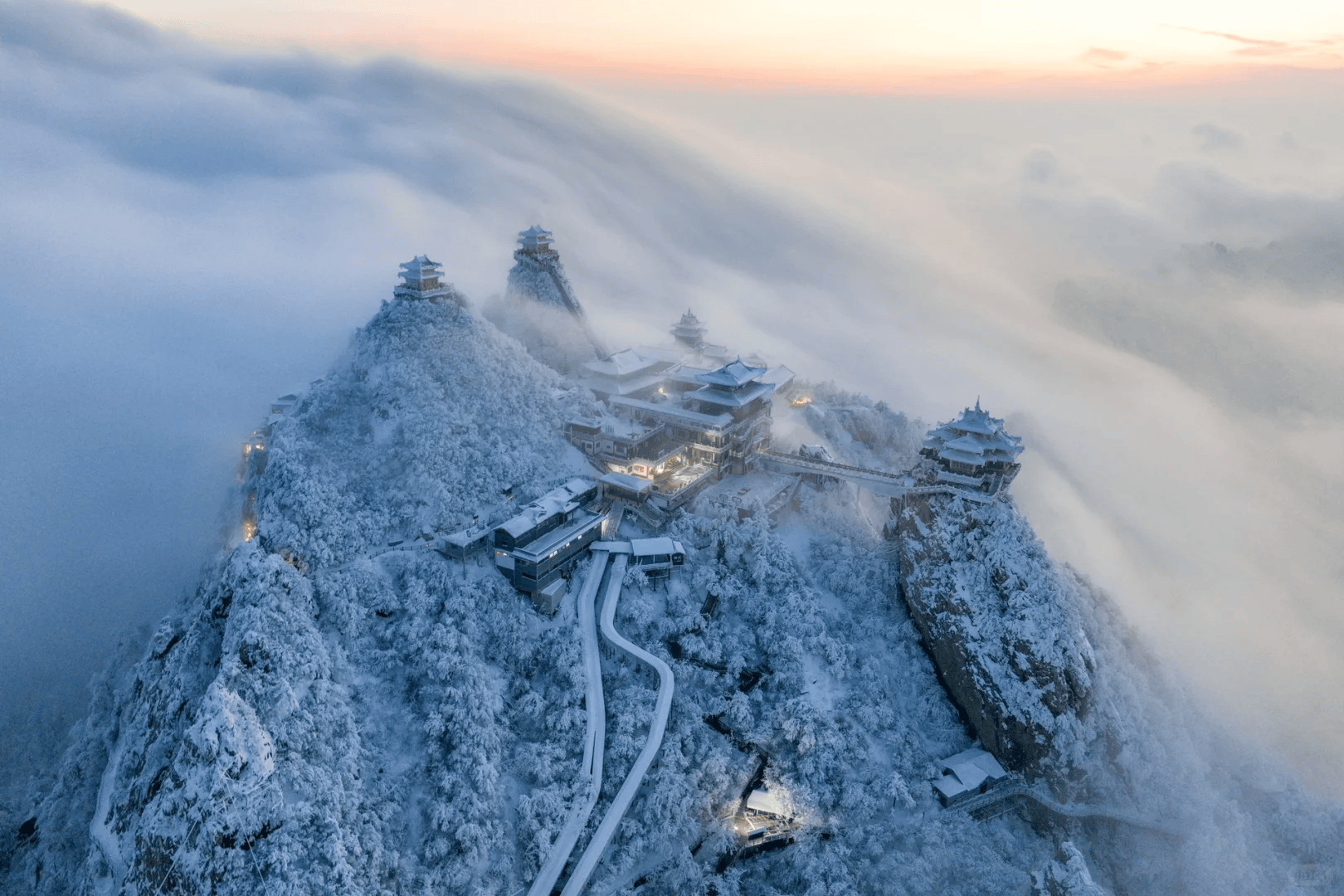 老君山旅游攻略-老君山攻略游玩攻略-老君山一日游