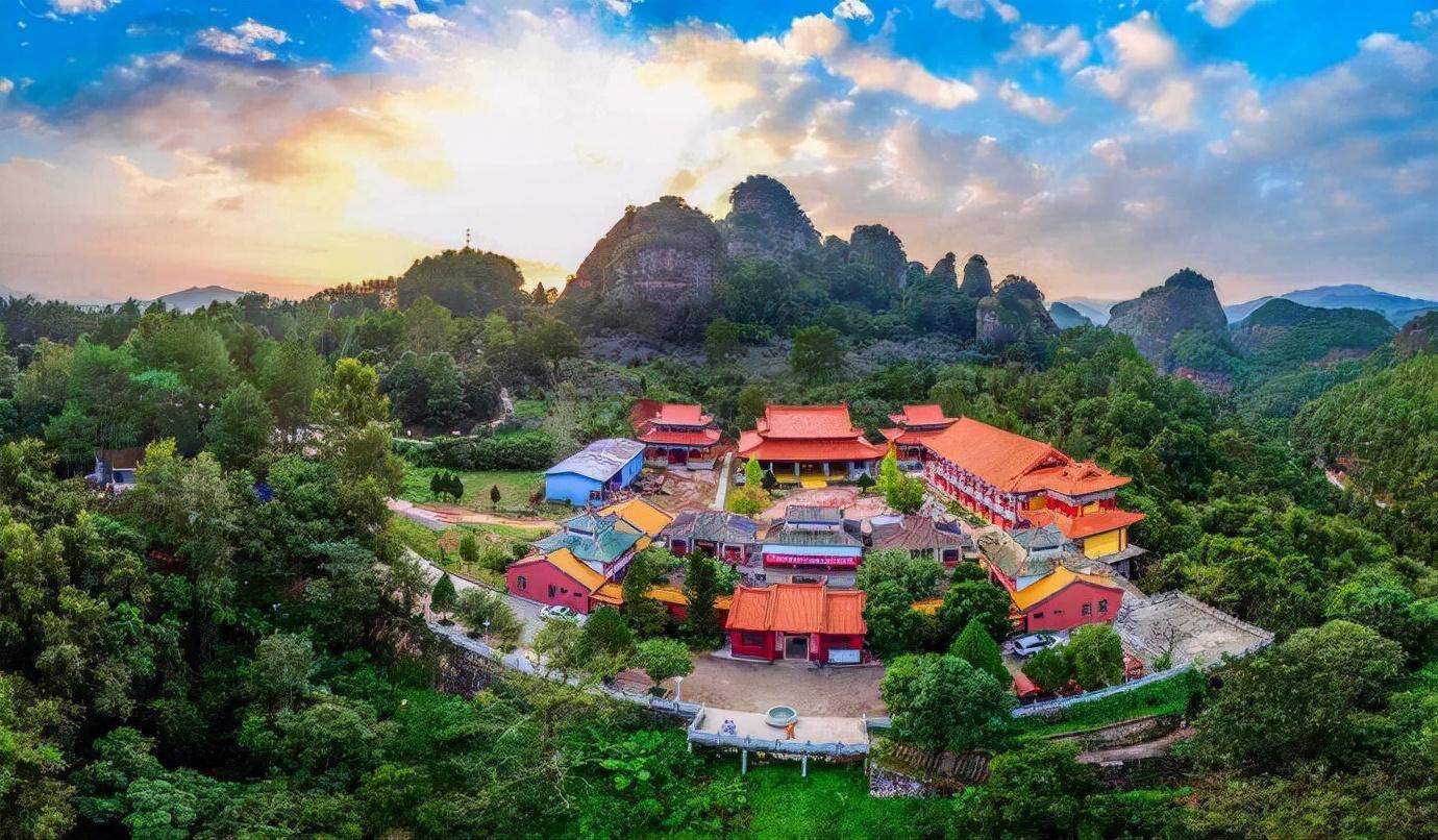 梅州旅游景点大全介绍-梅州旅游景点大全介绍五指山